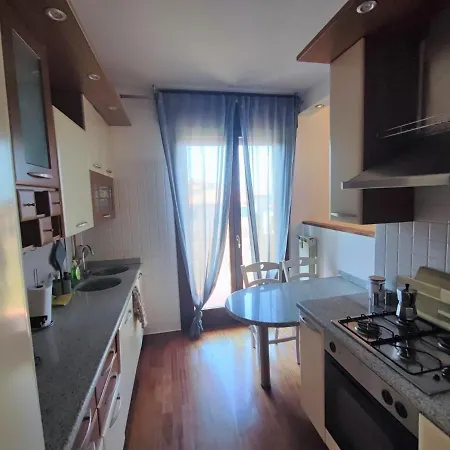 Fido With Lagoon View Daire *