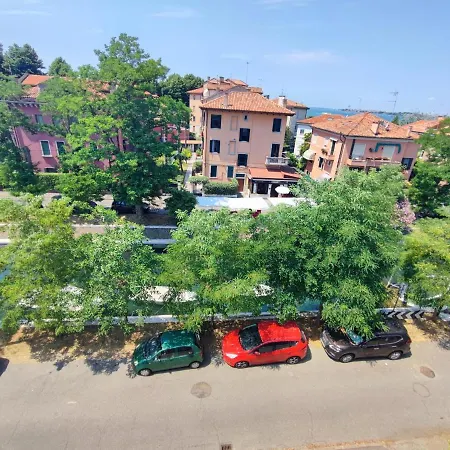 Fido With Lagoon View Lejlighed *