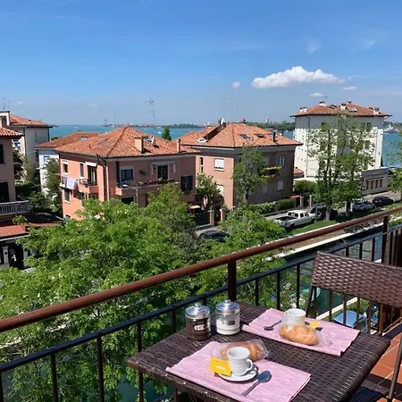 Apartmán Fido With Lagoon View *